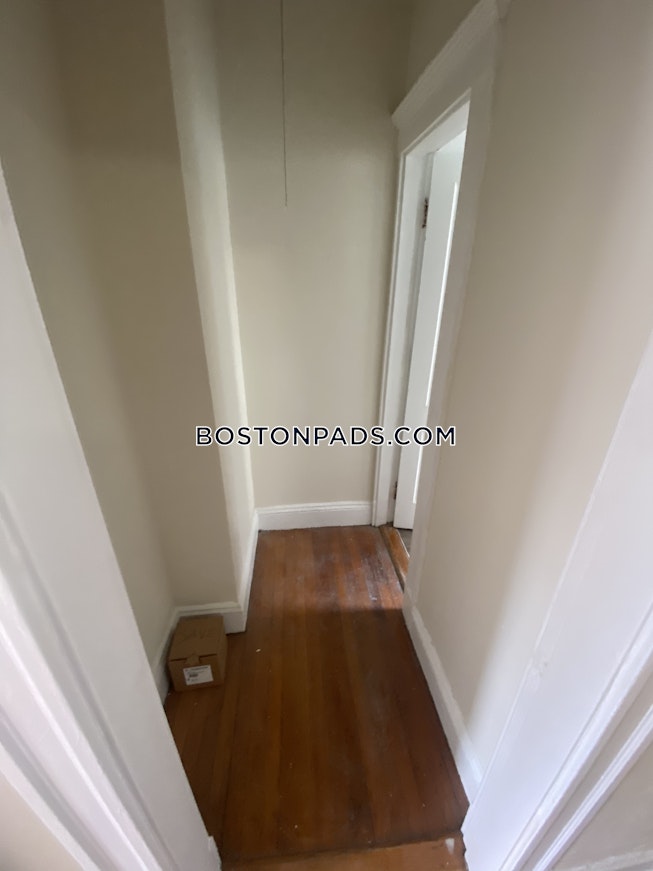 Boston - $1,875 /mo