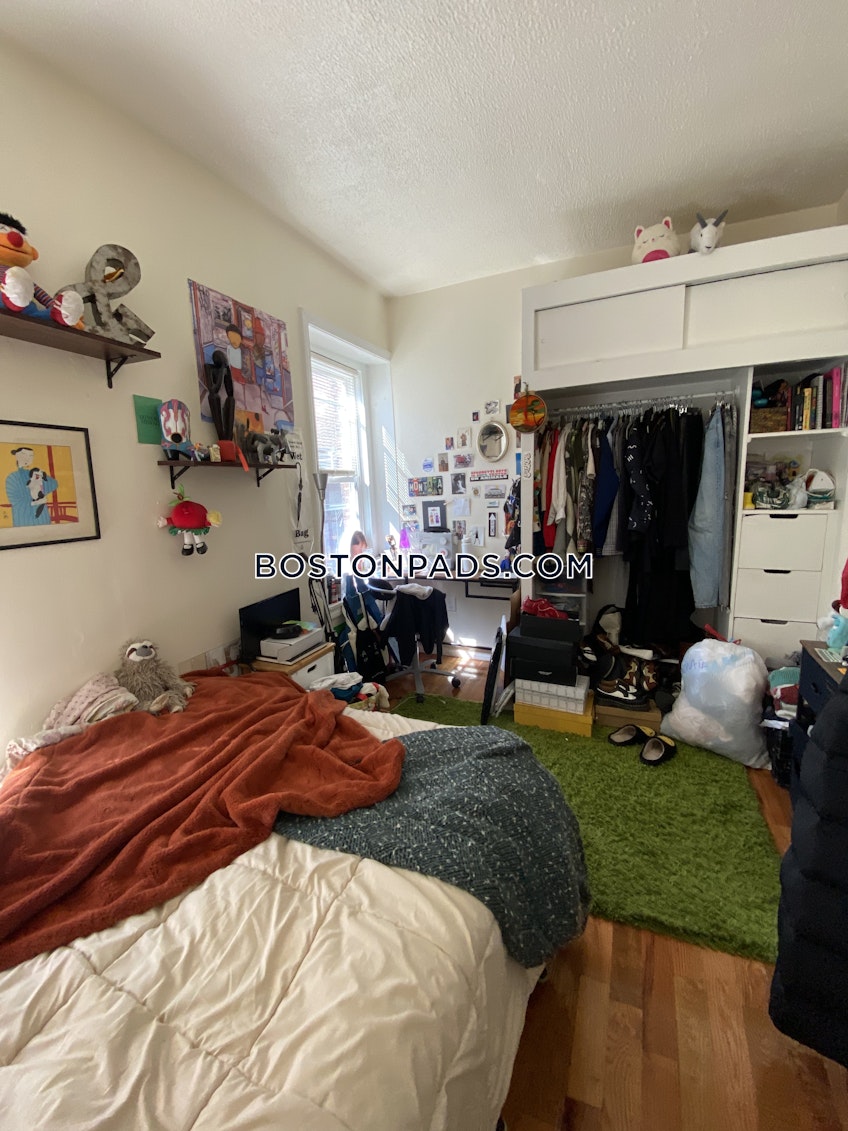 Boston - $3,700 /month