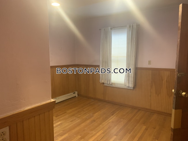 Boston - $2,700 /mo