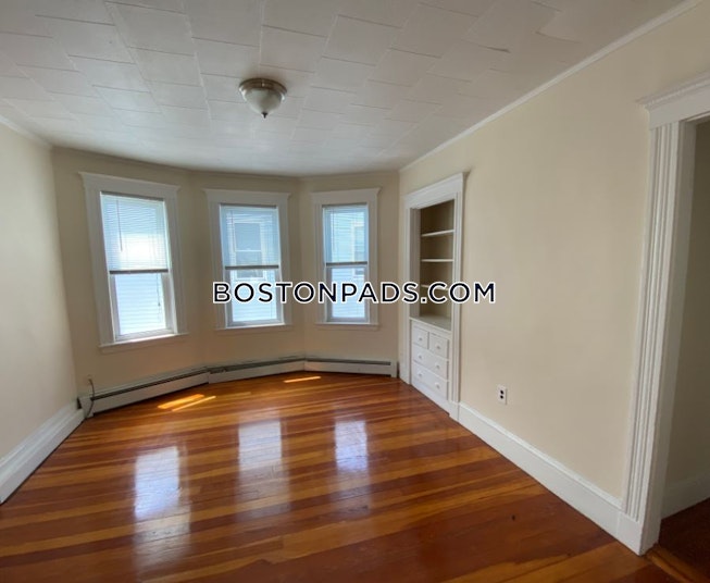 Brookline - $3,600 /mo