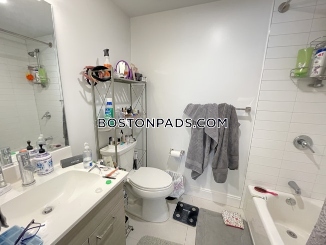 Boston - $4,950 /mo