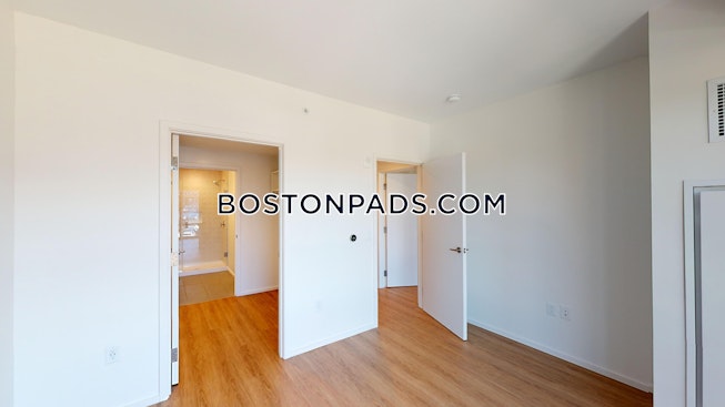 Boston - $7,950 /mo