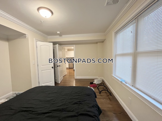 Boston - $3,795 /mo