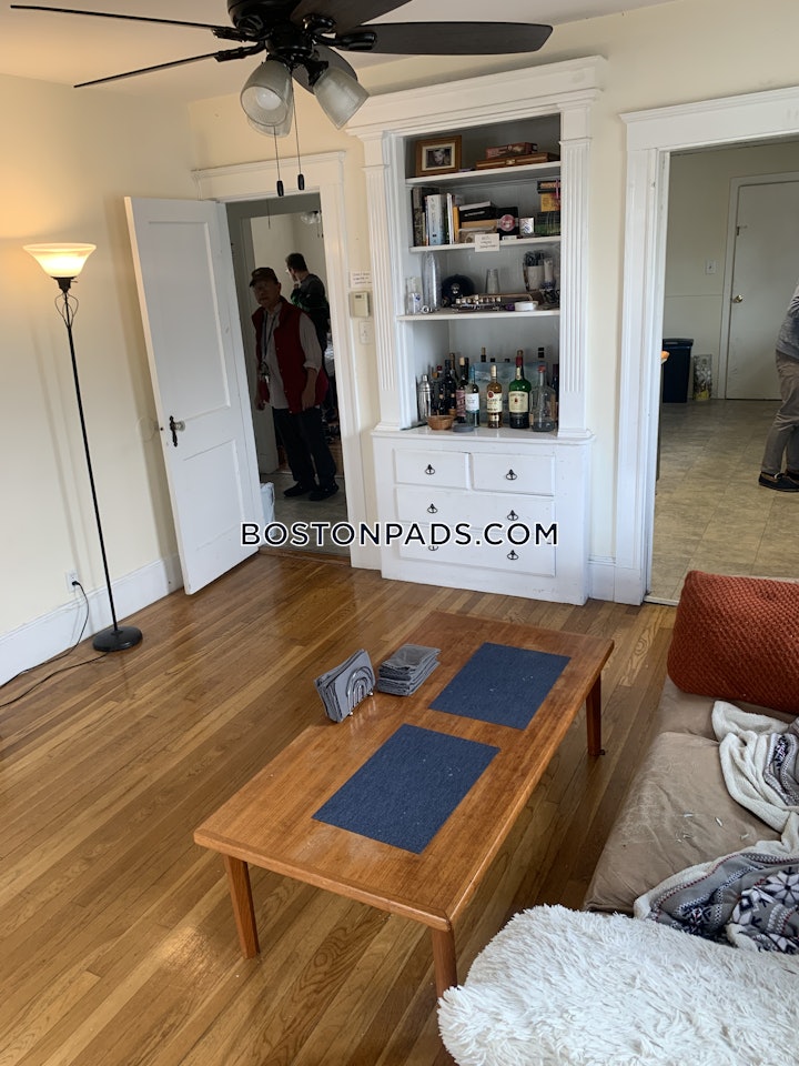 lower-allston-apartment-for-rent-4-bedrooms-15-baths-boston-3600-4604462 