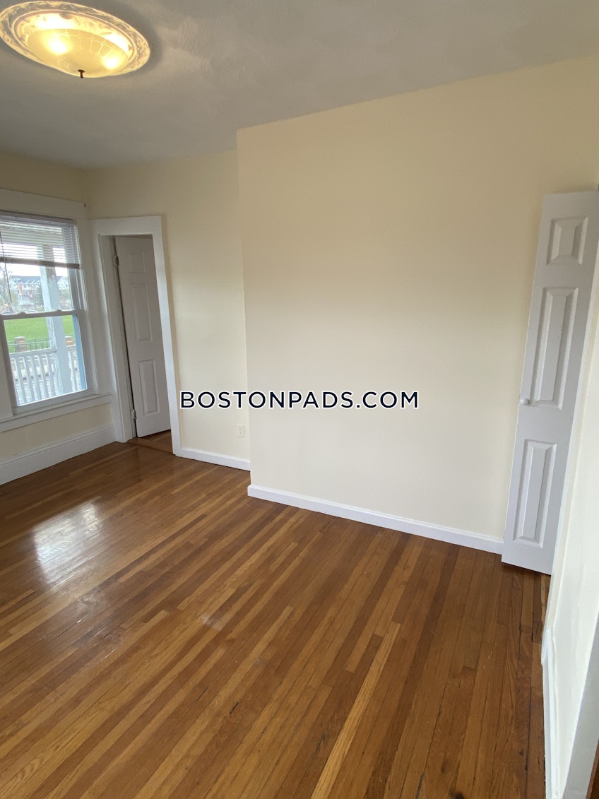 Somerville - $2,700 /month