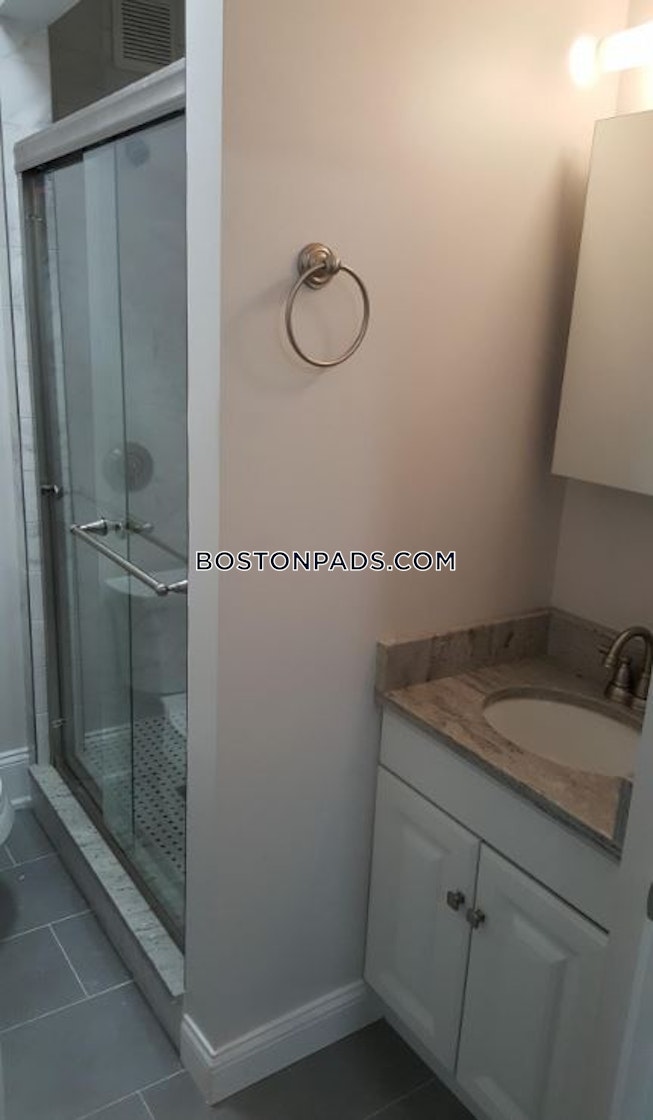 Boston - $4,000 /mo