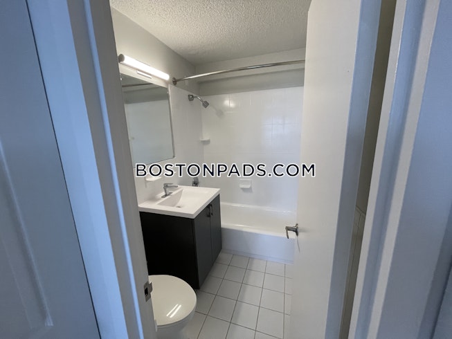 Boston - $2,597 /mo