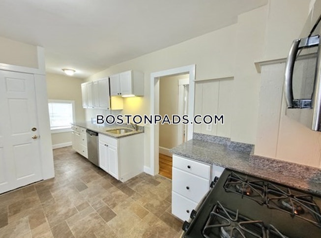 Boston - $2,640 /mo