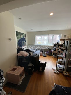 Boston, $2,500/mo