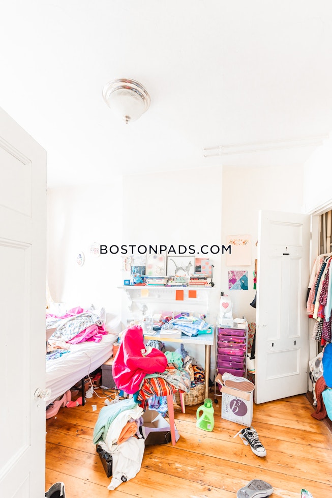 Boston - $3,800 /mo