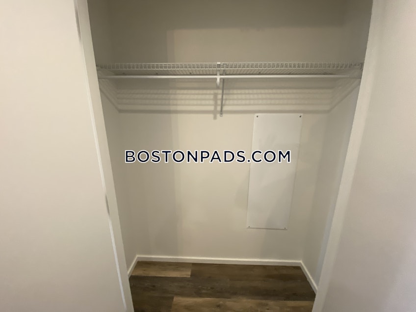 Boston - $3,827 /month