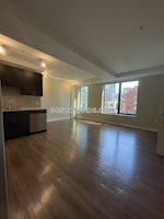 Boston - $3,435 /month