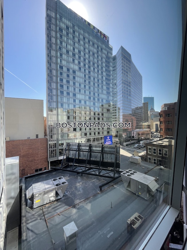 Boston - $3,440 /mo