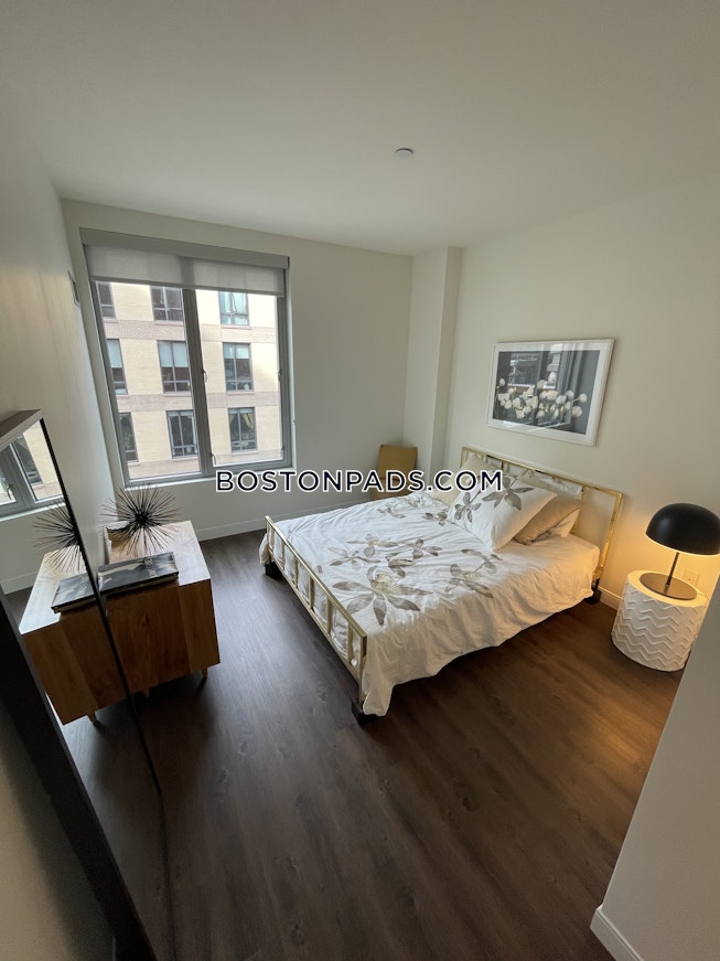 Boston - $5,308 /mo