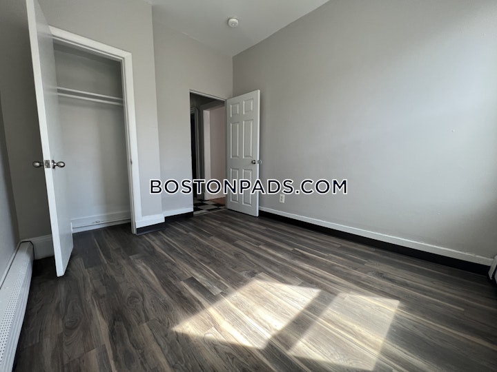 Woodledge St. Boston picture 14