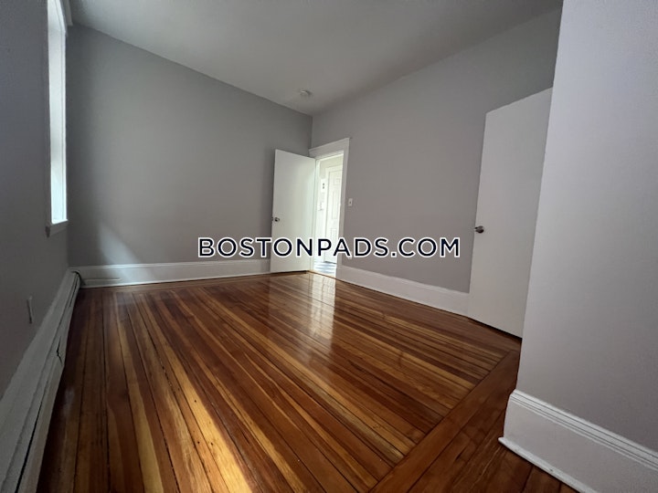 Woodledge St. Boston picture 4