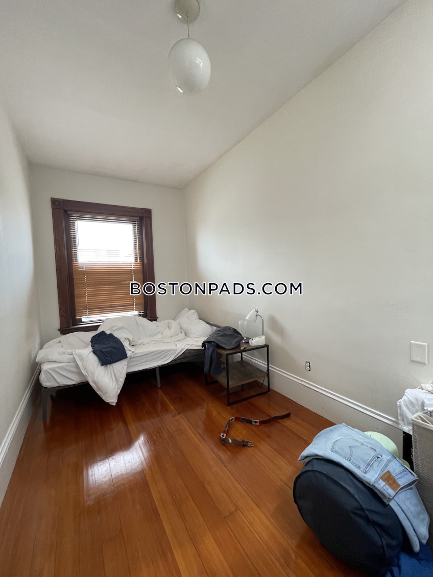 Boston - $2,950 /month