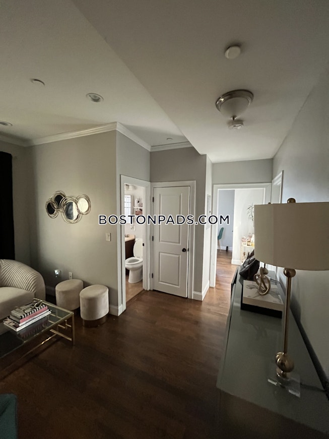 Boston - $2,795 /mo