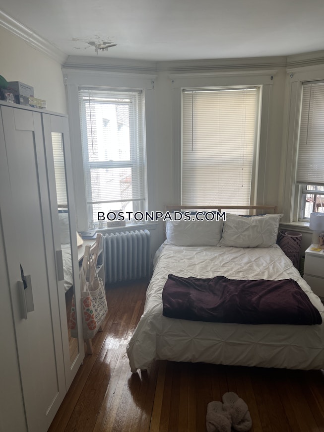 Boston - $2,250 /mo