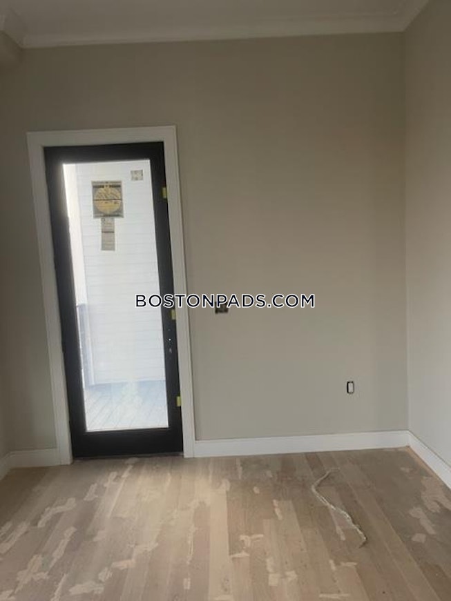 Boston - $3,495 /mo