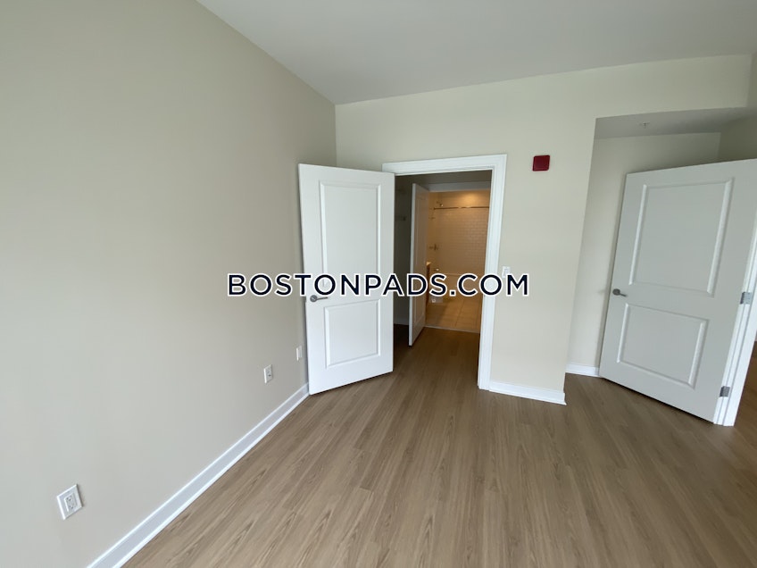 Boston - $3,365 /month