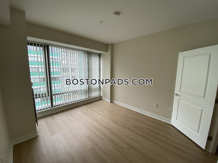 Emerson Place Boston picture 7