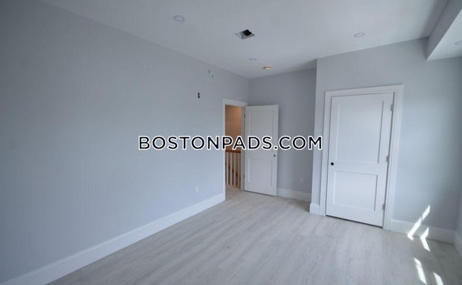 Boston - $5,200 /mo