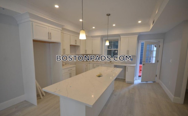 Boston - $5,000 /mo