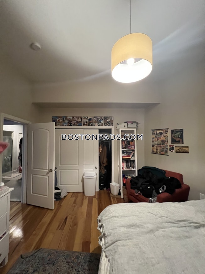 Somerville - $3,600 /mo