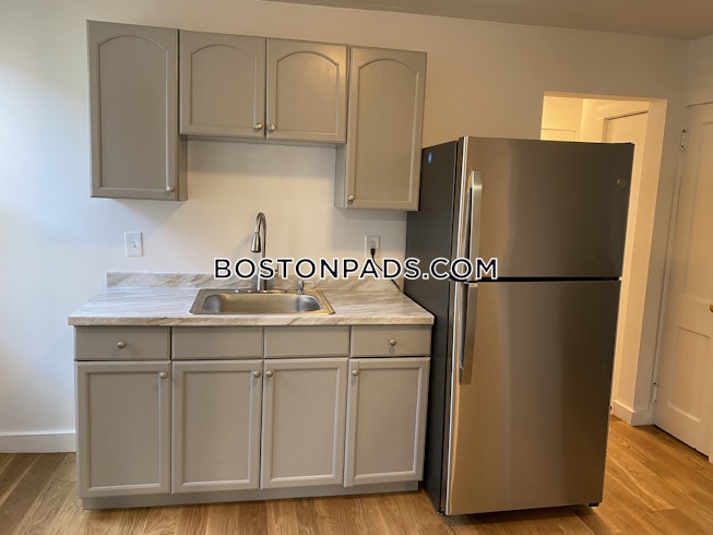 Boston - $2,635 /mo