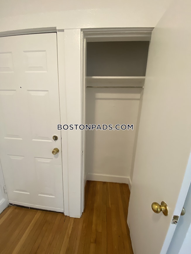 Boston - $2,635 /mo