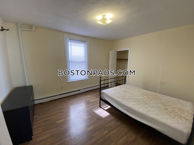 Somerville - $2,450 /mo