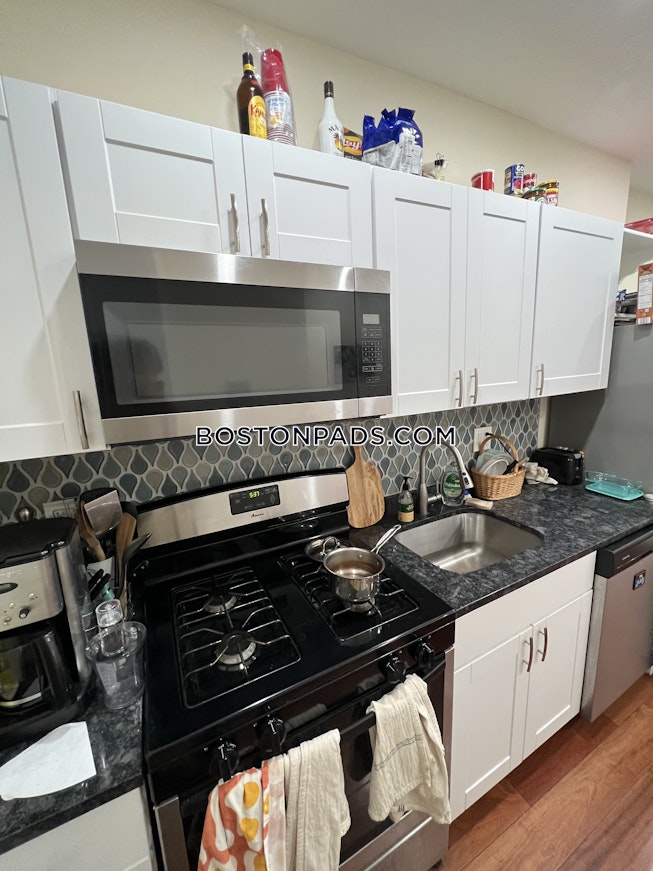 Cambridge - $2,900 /mo