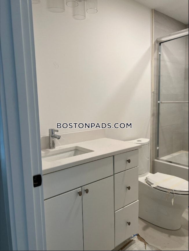 Boston - $5,150 /mo