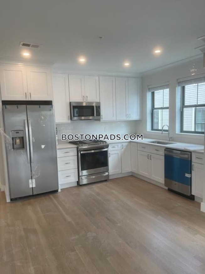 Boston - $5,895 /mo