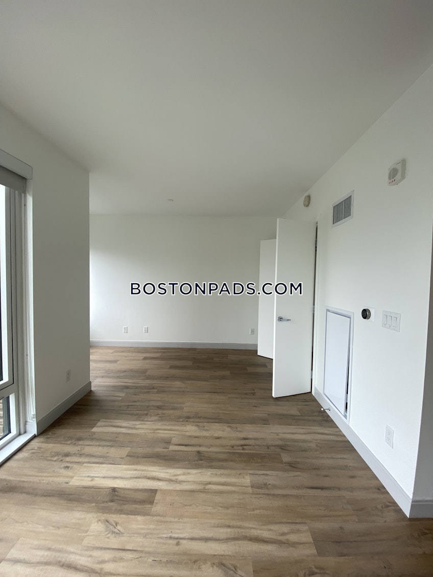 Boston - $3,801 /month