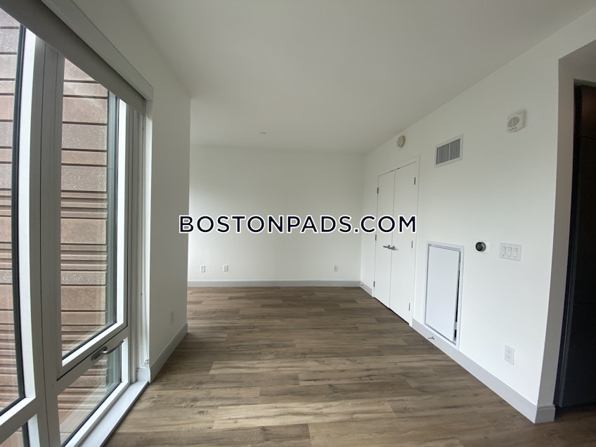 Boston - $3,801 /month