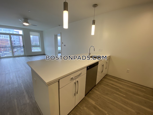 Boston - $5,075 /mo