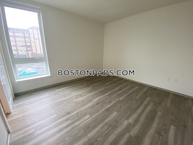 Boston - $5,095 /mo