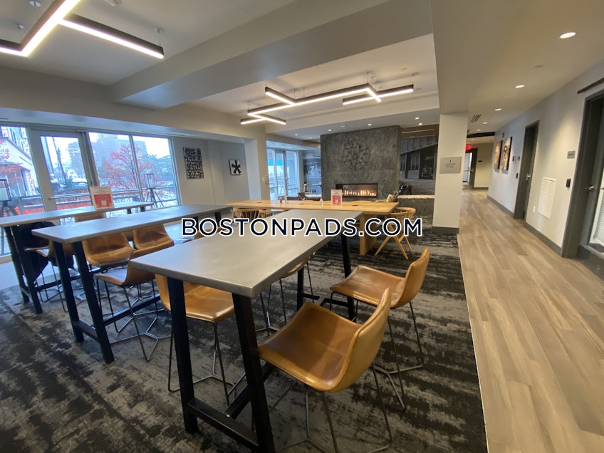 Boston - $4,365 /month