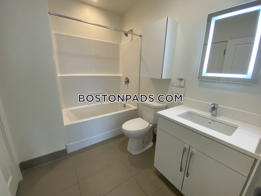 Boston - $2,960 /month