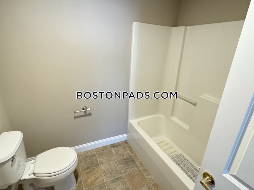Andover - $2,600 /month