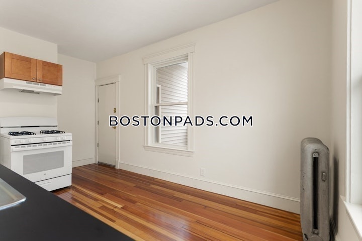 dorchester-apartment-for-rent-2-bedrooms-1-bath-boston-2700-4628783 