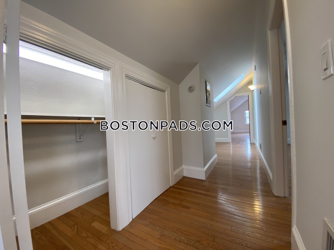 Boston - $5,950 /mo