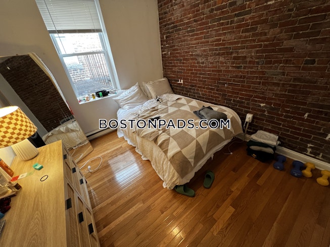 Boston - $3,695 /mo