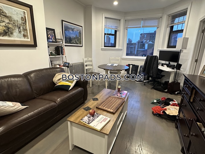back-bay-apartment-for-rent-1-bedroom-1-bath-boston-3200-4594319 