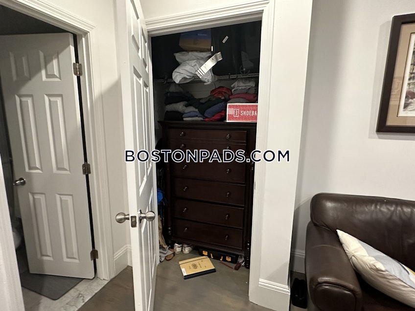 Boston - $3,200 /month