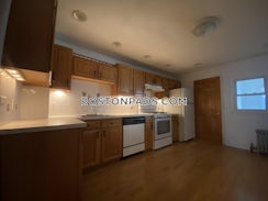 Boston, $2,800/mo