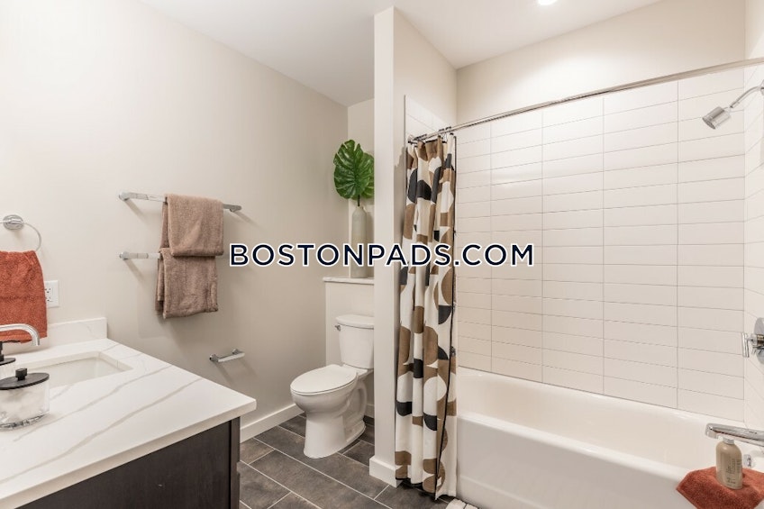 Boston - $4,132 /month