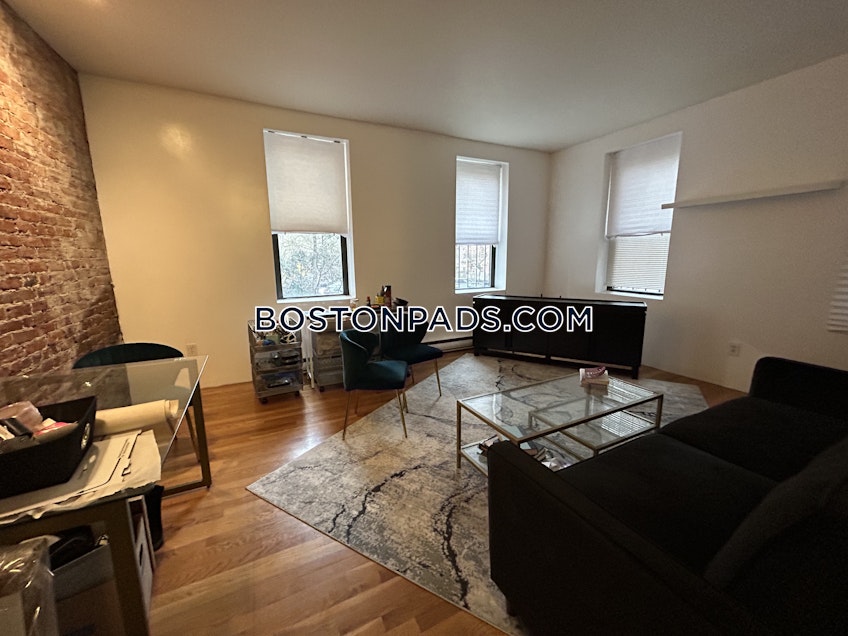 Boston - $3,200 /month